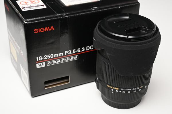 Sigma 18-250mm 3,5-6,3 DC OS f. Sony A-Mount  -Gebrauchtartikel-